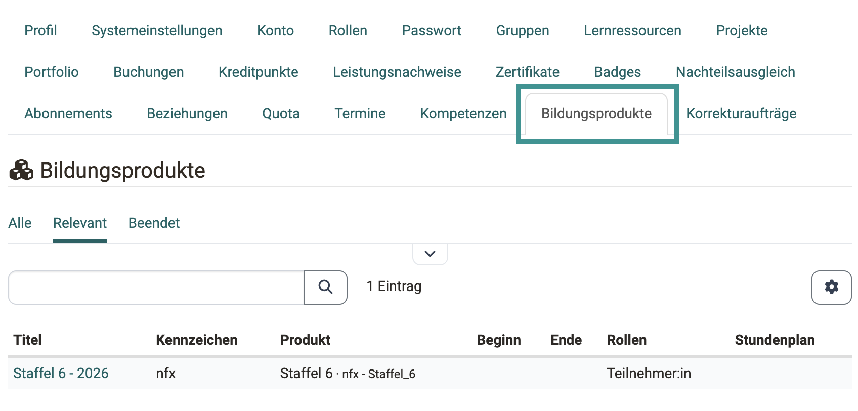Markierter Reiter Bildungsprodukte, vorausgewählter Tab Relevant und die Spalte Rollen, Benutzerverwaltung