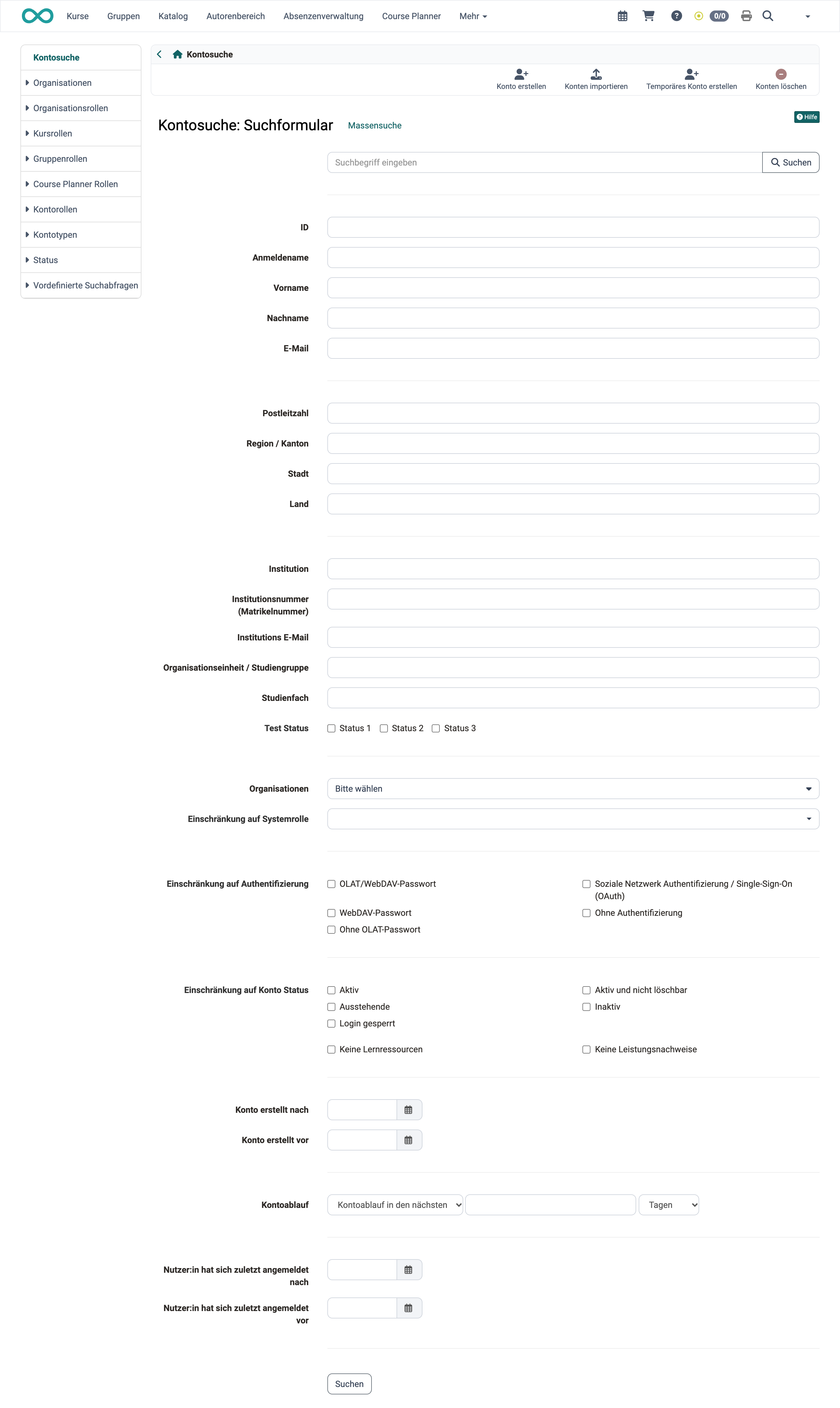 Suchfelder von ID bis zur letzten Anmeldung, gegliedert in Personalien, Adresse, Institution, Rollen, Authentifizierung, Kontostatus und Daten, darüber das Suchfeld