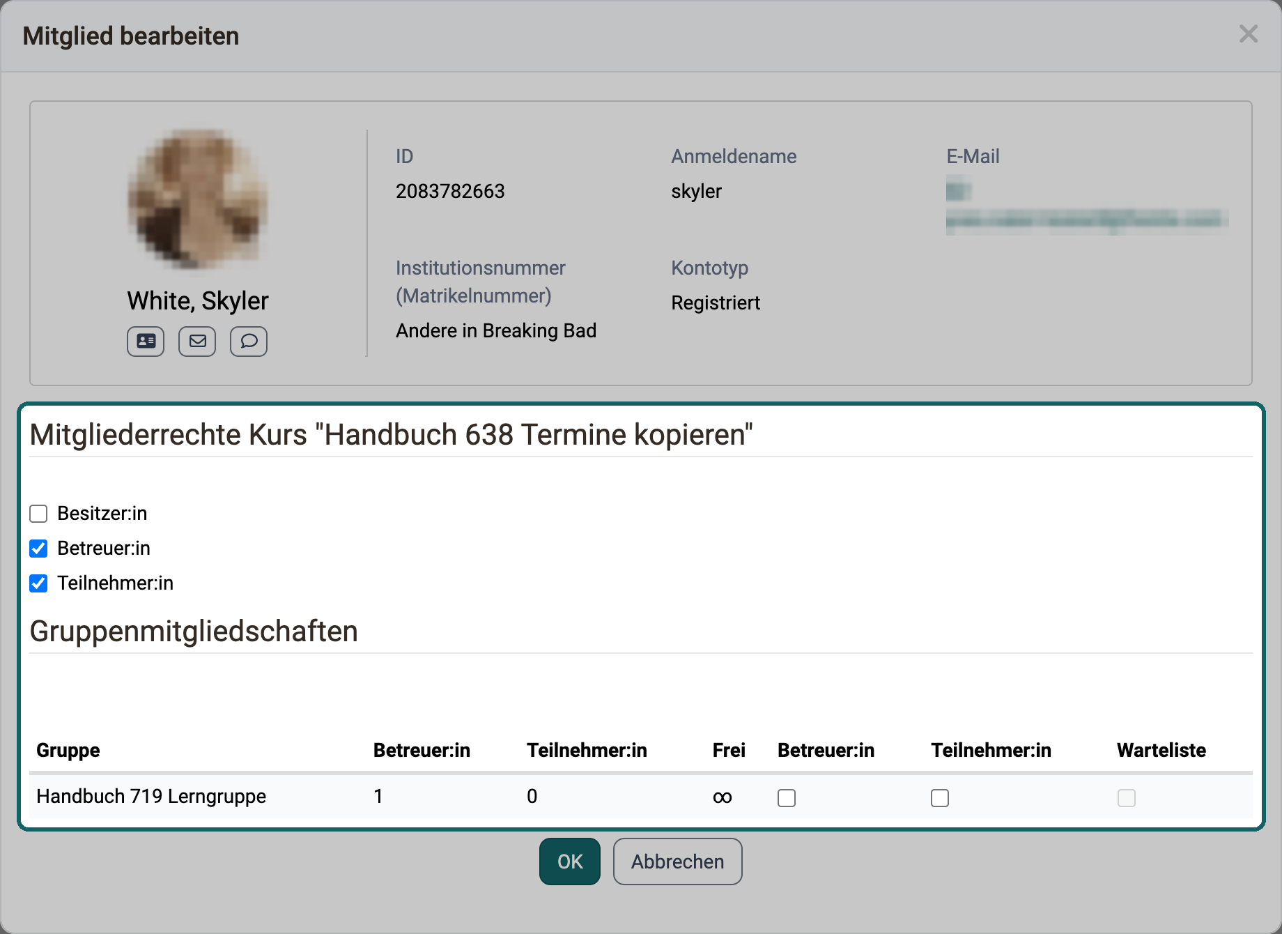 Im Dialog Mitglied bearbeiten kreuzen Sie die Kursrollen Besitzer:in, Betreuer:in und Teilnehmer:in an und darunter die Rolle in jeder Gruppe des Kurses