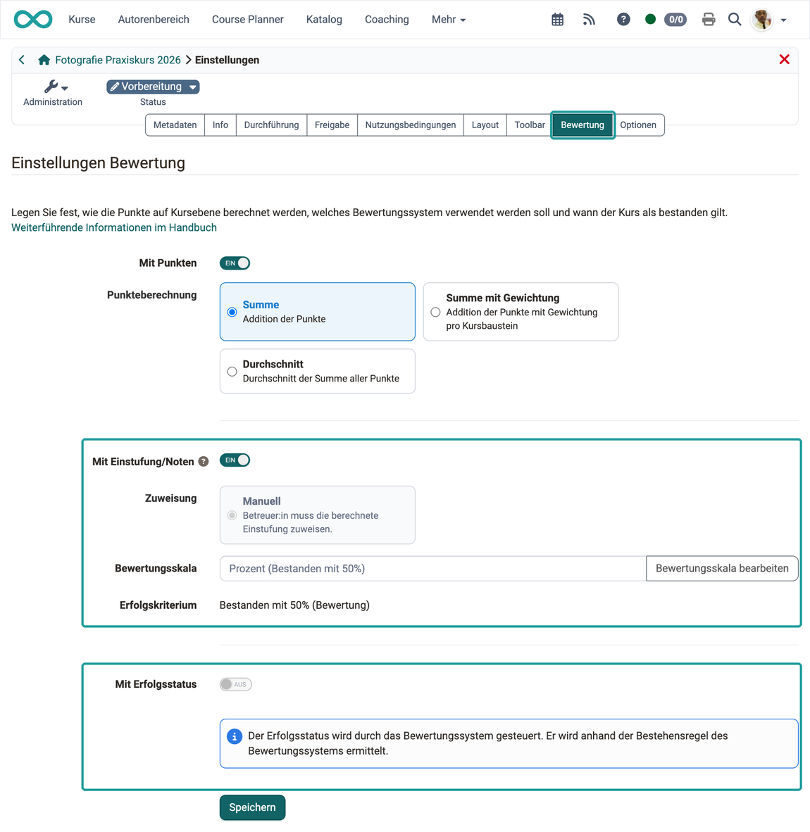 Eingeschaltete Einstellung "Mit Einstufung/Noten" mit Zuweisung, Bewertungsskala und Erfolgskriterium, darunter der ausgeschaltete Schalter "Mit Erfolgsstatus" mit seinem Hinweistext