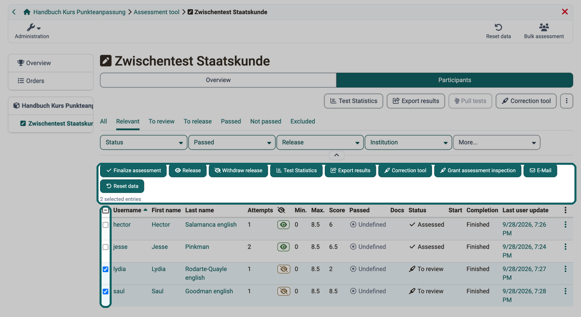 Bulk actions above the list marked, as soon as the checkboxes of two people are selected